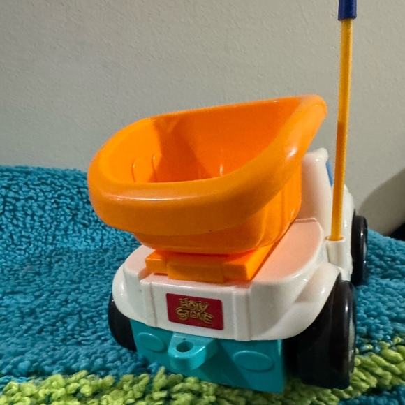 Colorful Kids Toy Car with Antenna - Picture 8 of 8